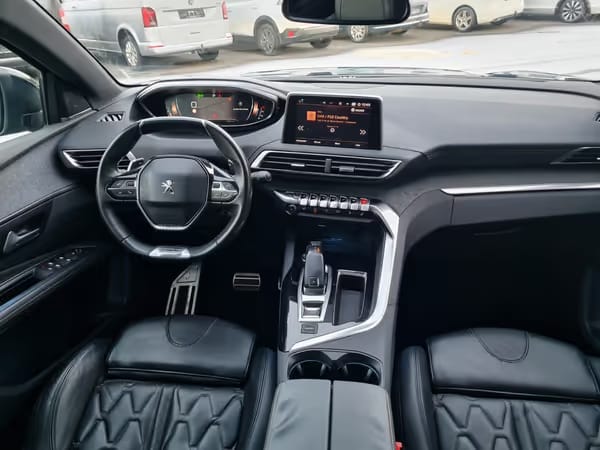 Peugeot 5008 - Photo 3
