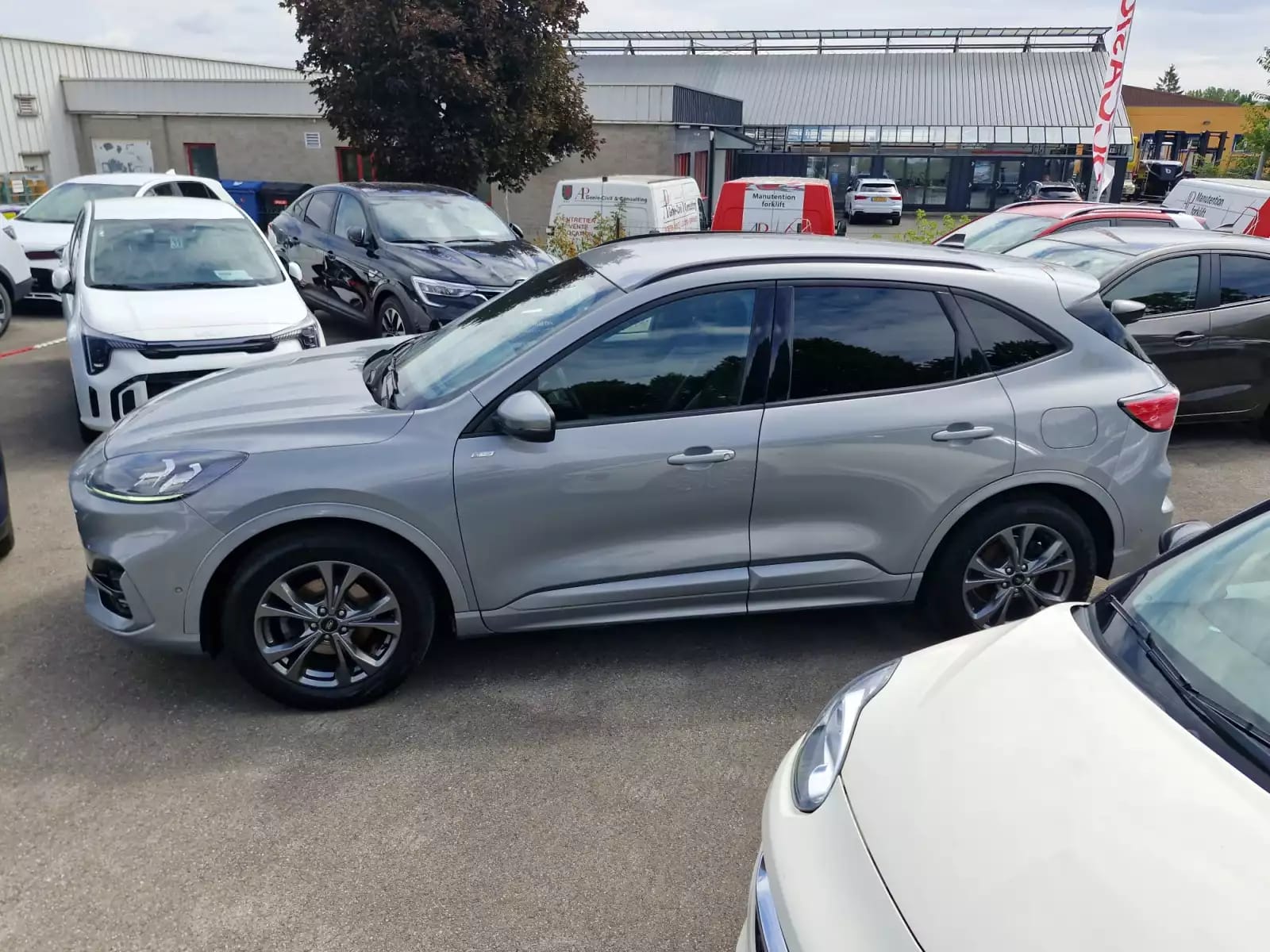 Ford Kuga FHEV 2.5 Duratec AWD ST-Line X (134 kW) - Photo 1