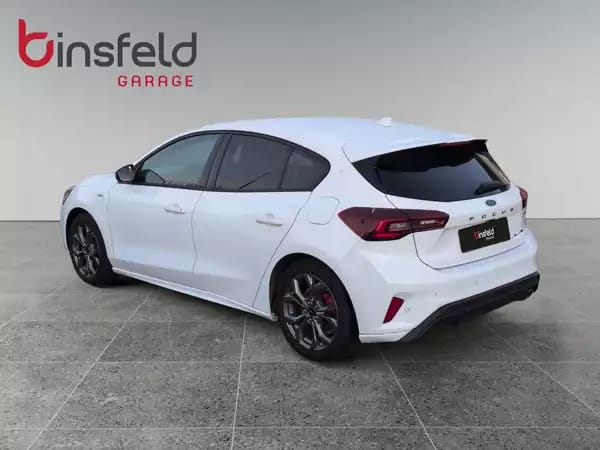 Ford Focus 1.0 EcoBoost MHEV ST-Line X - Photo 2