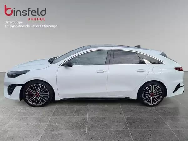 Kia ProCeed GT 1.6T 204 DCT - Photo 3