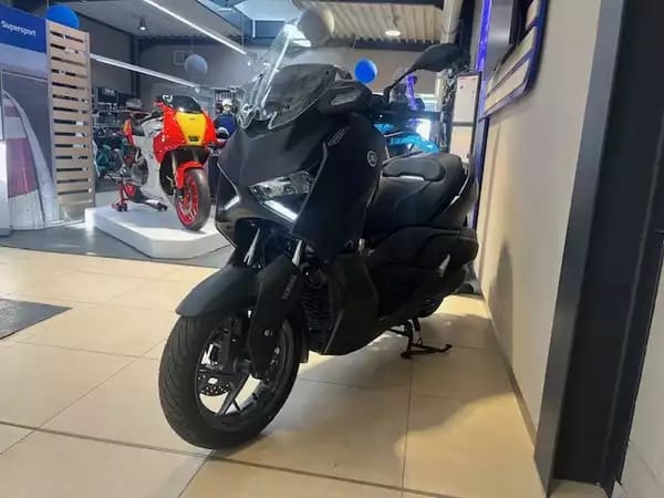 Yamaha X-Max 300 Tech Max + - Photo 3