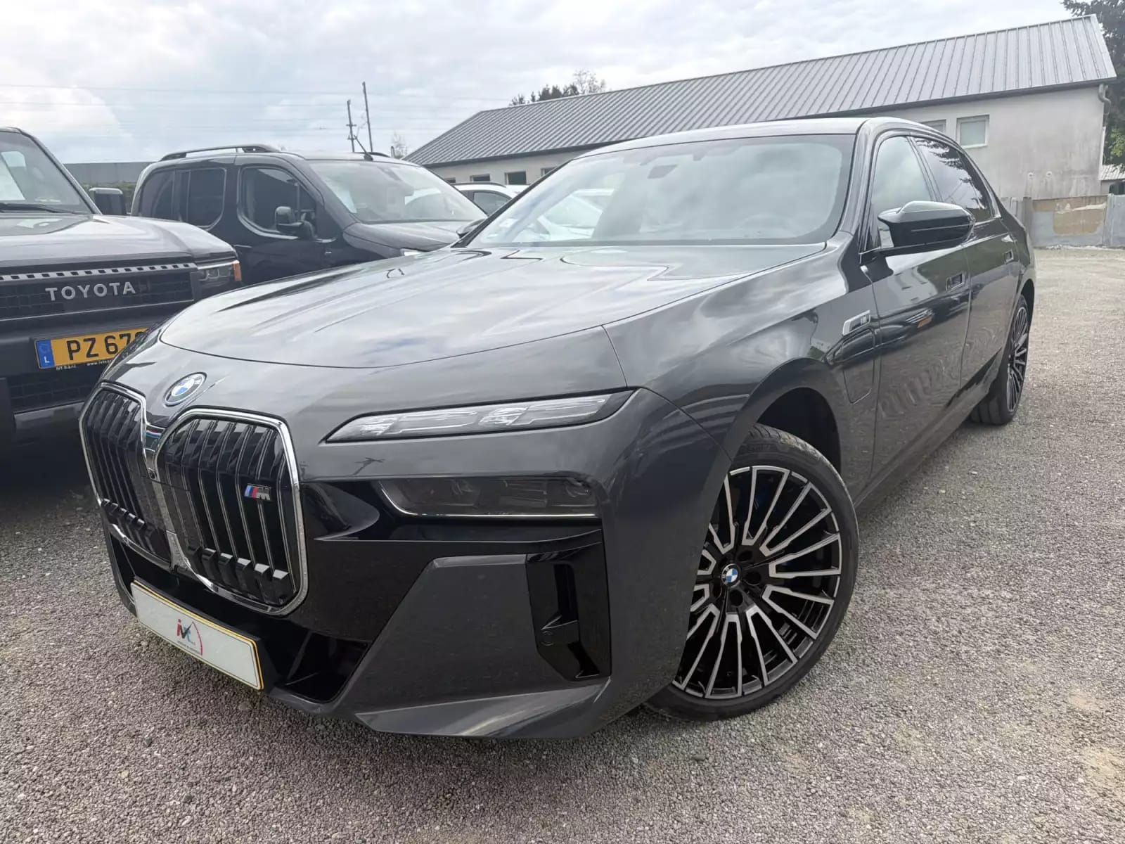 BMW 760 M760E XDRIVE - Photo 1
