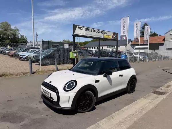 MINI Cooper 1.5 Steptronic 136 - Photo 1