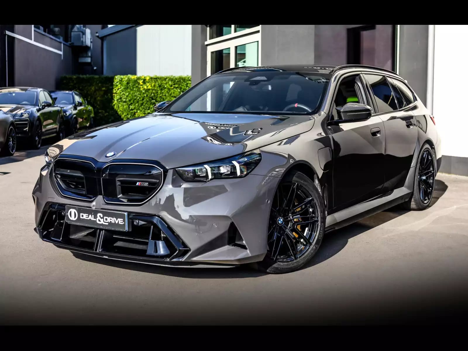 BMW M5 TOURING (G99) – BMW INDIVIDUAL GREY BLACK – PPF – IMMAT FR. - Photo 1