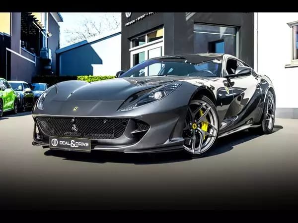 Ferrari 812 Superfast 6.5 V12 - Photo 1