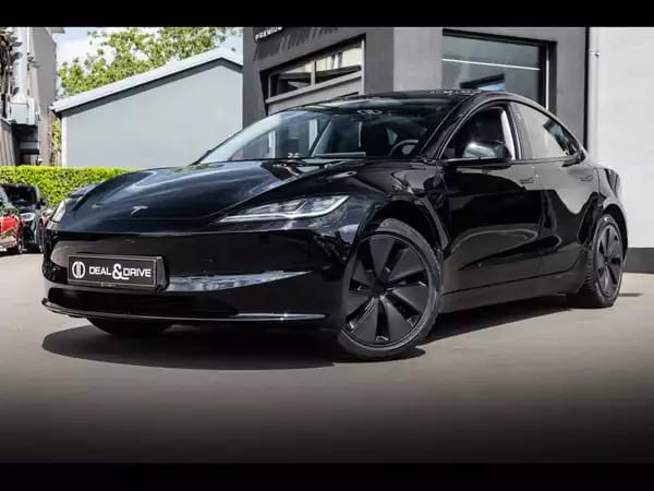 Tesla Model 3 HIGHLAND PREMIUM RWD - Photo 1