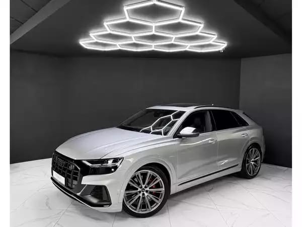 Audi SQ8 4.0 TFSI / REAR-AXLE / B&O / PANO / HEAD-UP / - Photo 1