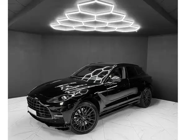 Aston Martin DBX 4.0 V8 707 / CARBON / PANO / 23" / BLACK B - Photo 1