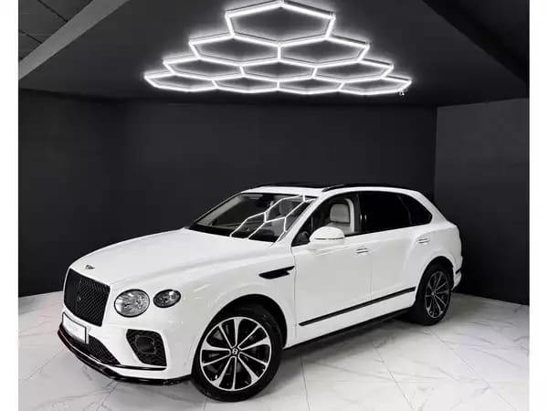 Bentley Bentayga 4.0 V8 S CARBON - Photo 1