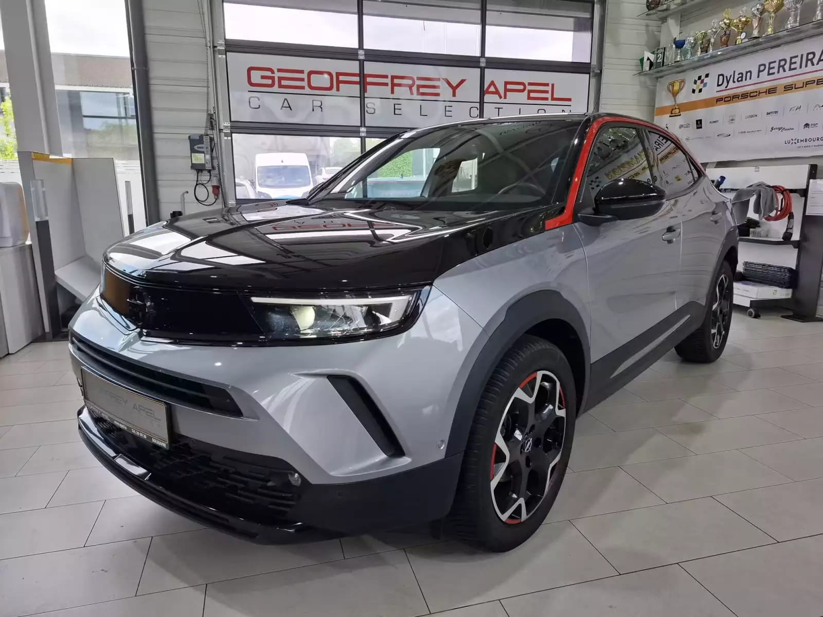 Opel Mokka GS LINE 130 AT8,1 HAND, NAVI , LED, CAMERA, CUIR, CARBON - Photo 1