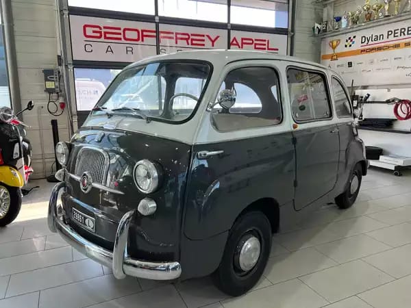 Fiat Multipla 600 - Photo 1