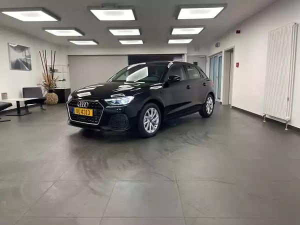 Audi A1 Sportback Advanced TFSI 95 CH / 70 kW S tronic - Photo 1
