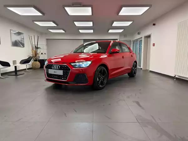 Audi A1 Sportback Advanced TFSI 95 CH / 70 kW S tronic - Photo 1