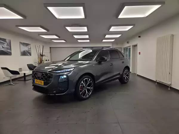 Audi Q3 SUV S Line 195 kW / 265 CV TFSI quattro S tronic - Photo 1