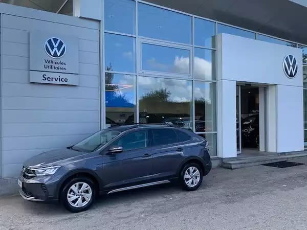 Volkswagen Taigo LIFE 1.0TSI 116CV DSG7 - Photo 1