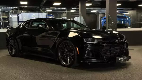 Chevrolet Camaro ZL1 6.2 V8 - Photo 1