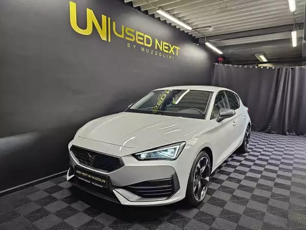 Cupra Leon 1.5 eTSI 110kW 7-speed automatic - Photo 1