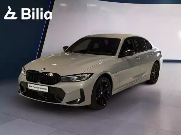 BMW 330 330e xDrive M Sport - Photo 1
