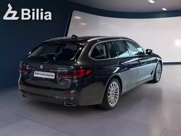 BMW 530 e xDrive - Photo 2