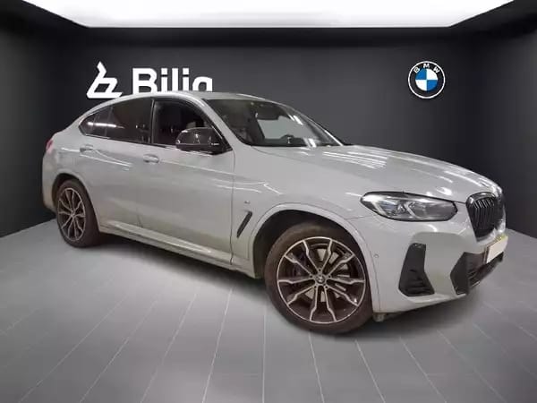 BMW X4 M40d // 2022 - Photo 1