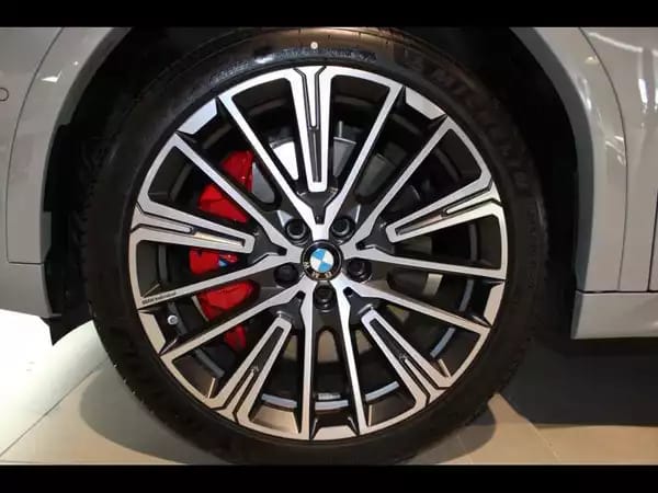 BMW X2 xDrive20d pack M 2024 - Photo 3