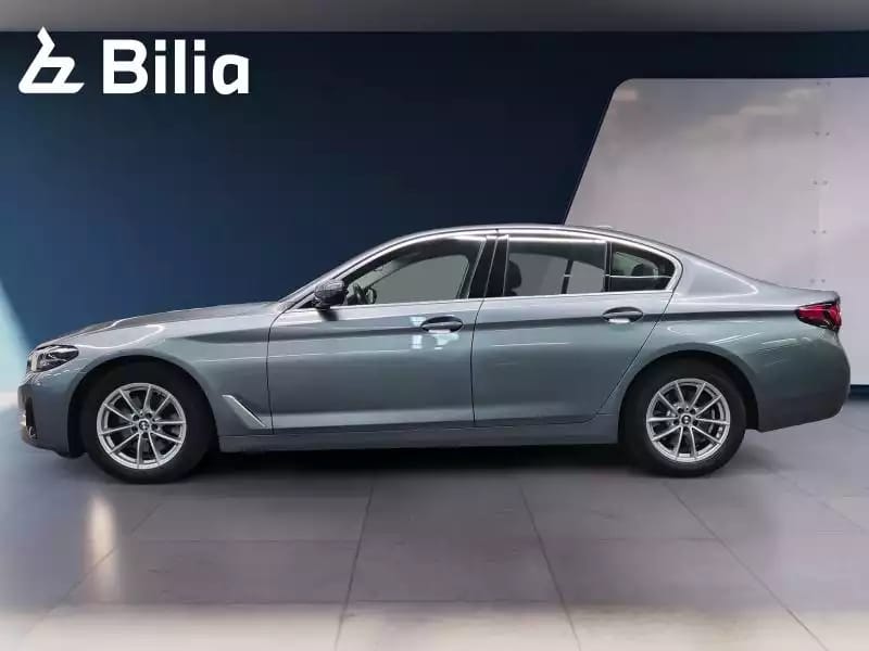 BMW 520 520i Berline - Photo 1