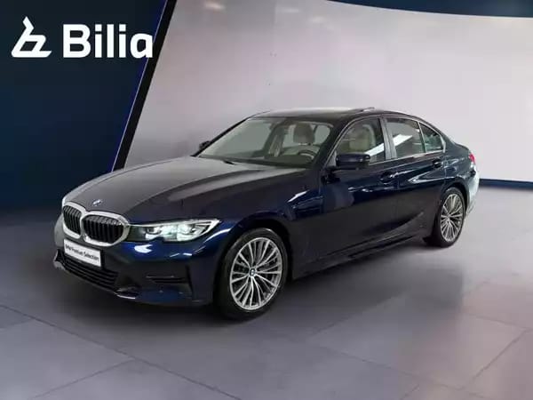 BMW 330 330i xDrive - Photo 1