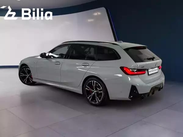 BMW 330 Touring xDrive - Photo 2