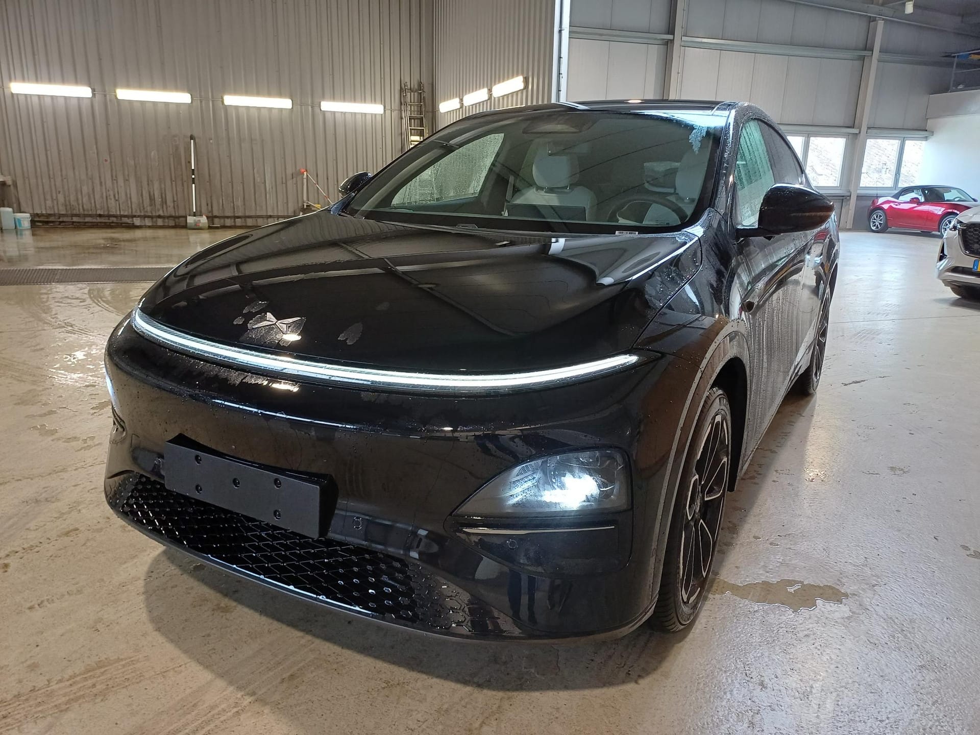 Xpeng G6 New RWD Long Range BEV 81KWH Long Range RWD - Photo 1