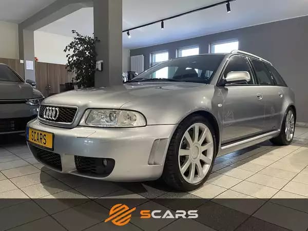 Audi RS4 2.7 quattro 381cv - Photo 1