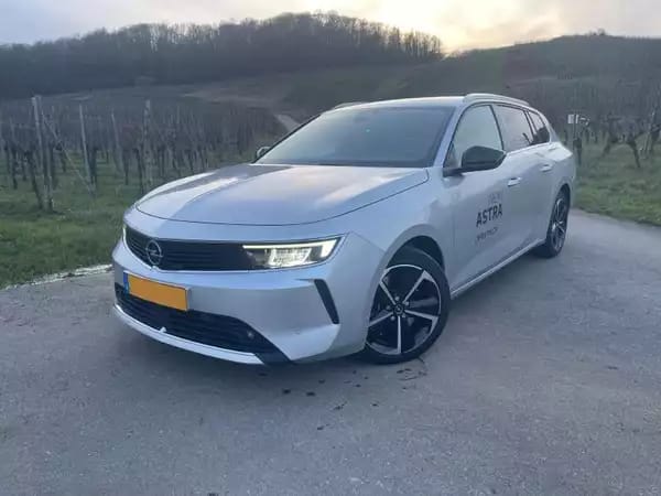 Opel Astra Sports Tourer Business Elegance - Photo 1
