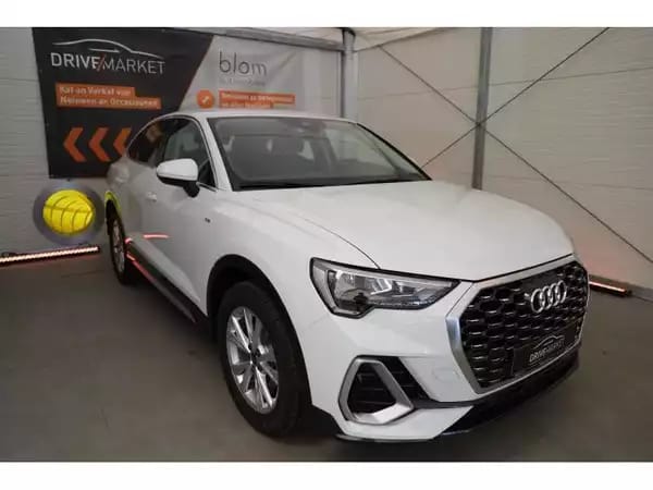 Audi Q3 Sportback S-Line - Photo 1