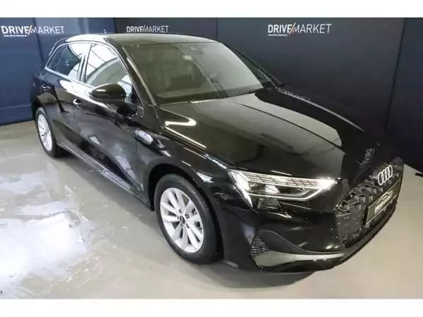 Audi A3 35 TFSI S Tronic - Photo 1