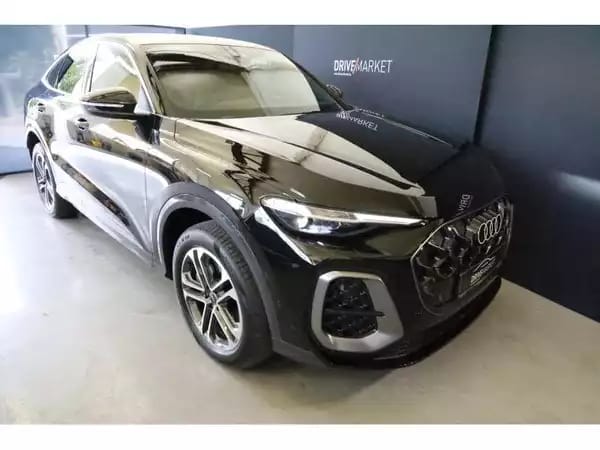 Audi Q5 Sportback S-Line - Photo 1
