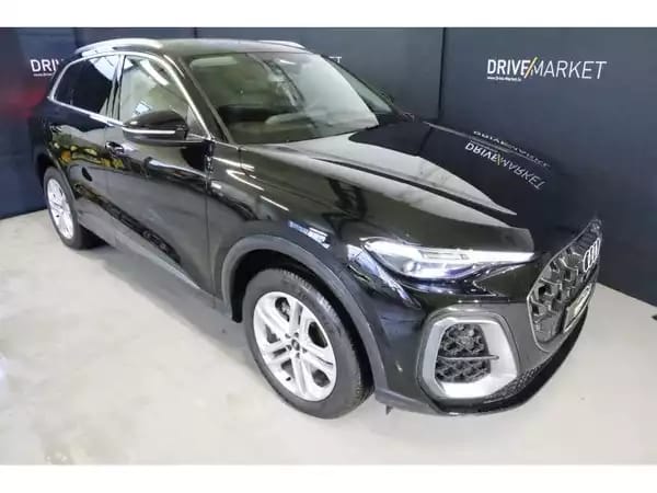 Audi Q5 S-Line - Photo 1