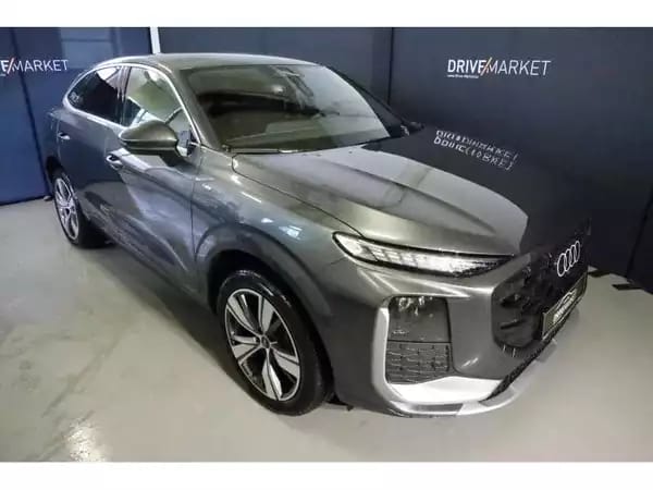 Audi Q3 Sportback - Photo 1