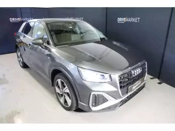Audi Q2 S line - Photo 1