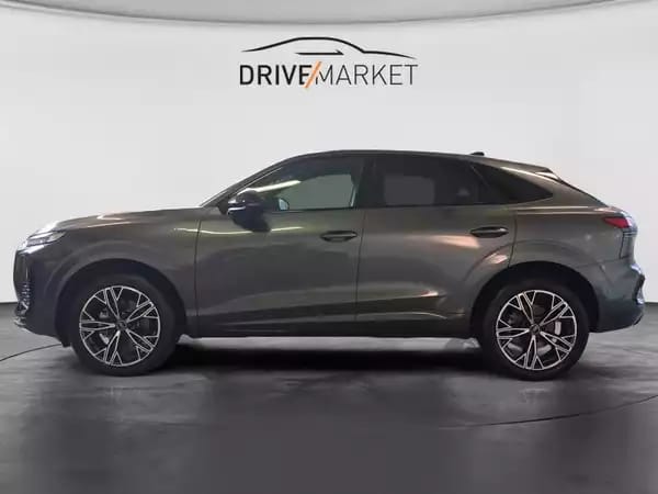Audi Q3 Sportback - Photo 1