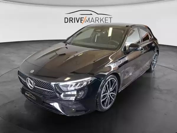 Mercedes-Benz A 200 AMG Line - Photo 1