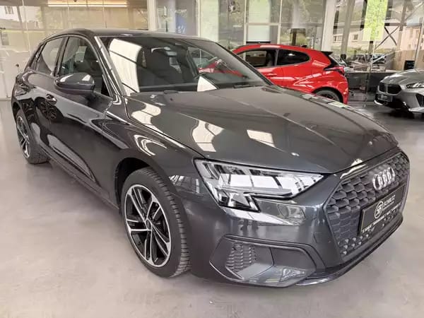 Audi A3 2.0 TDi 116HP - Photo 1