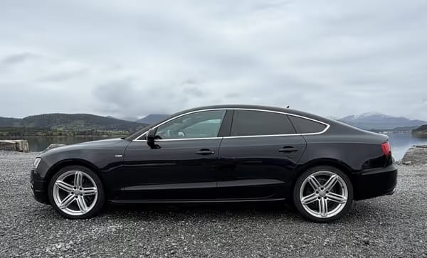 Audi A5 - Photo 1