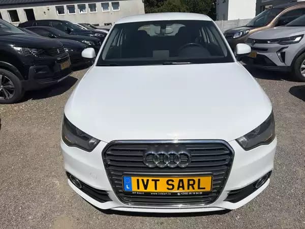 Audi A1 1.2 TSI 85CV - Photo 2