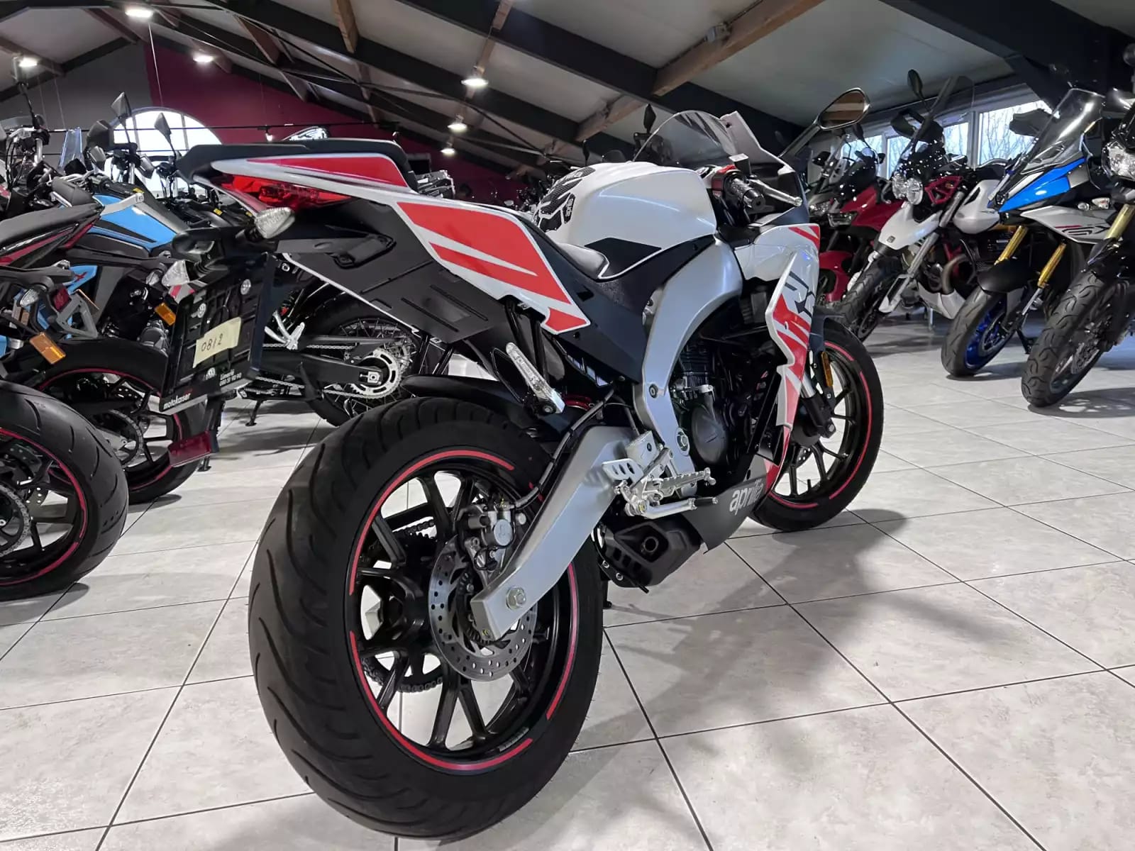 Aprilia RS 125 - Photo 1