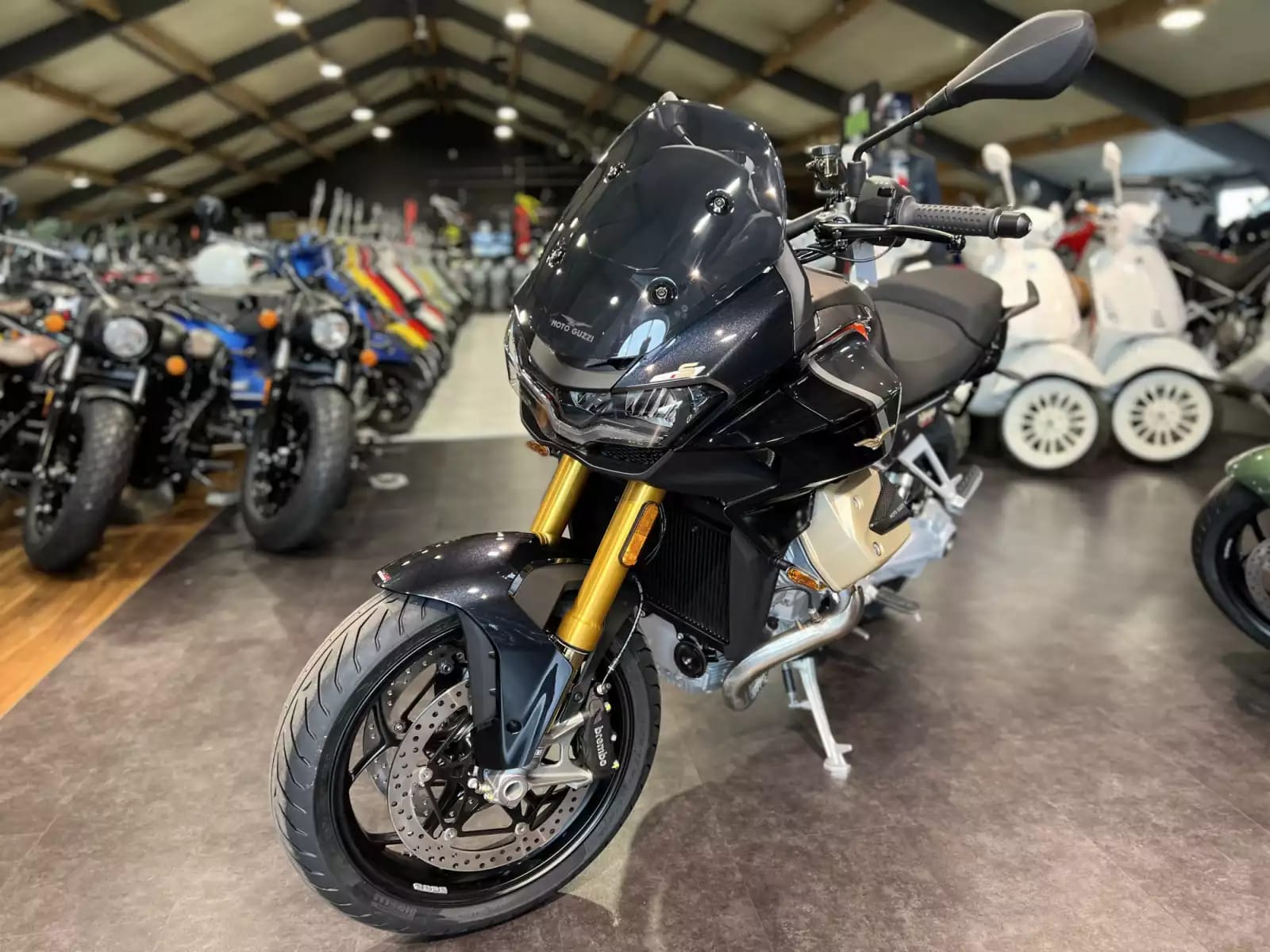 Moto Guzzi V 100 S MANDELLO GRIGIO AVANGUARDIA - Photo 1