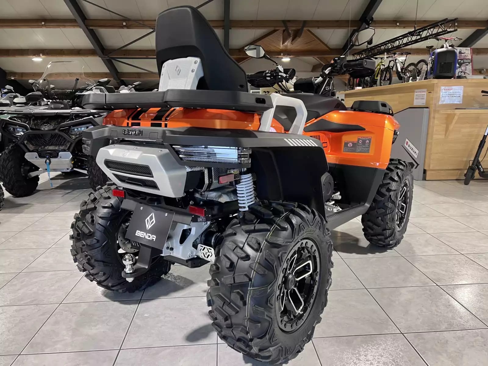 Benda Redstone 550 L EPS ABS - Photo 1