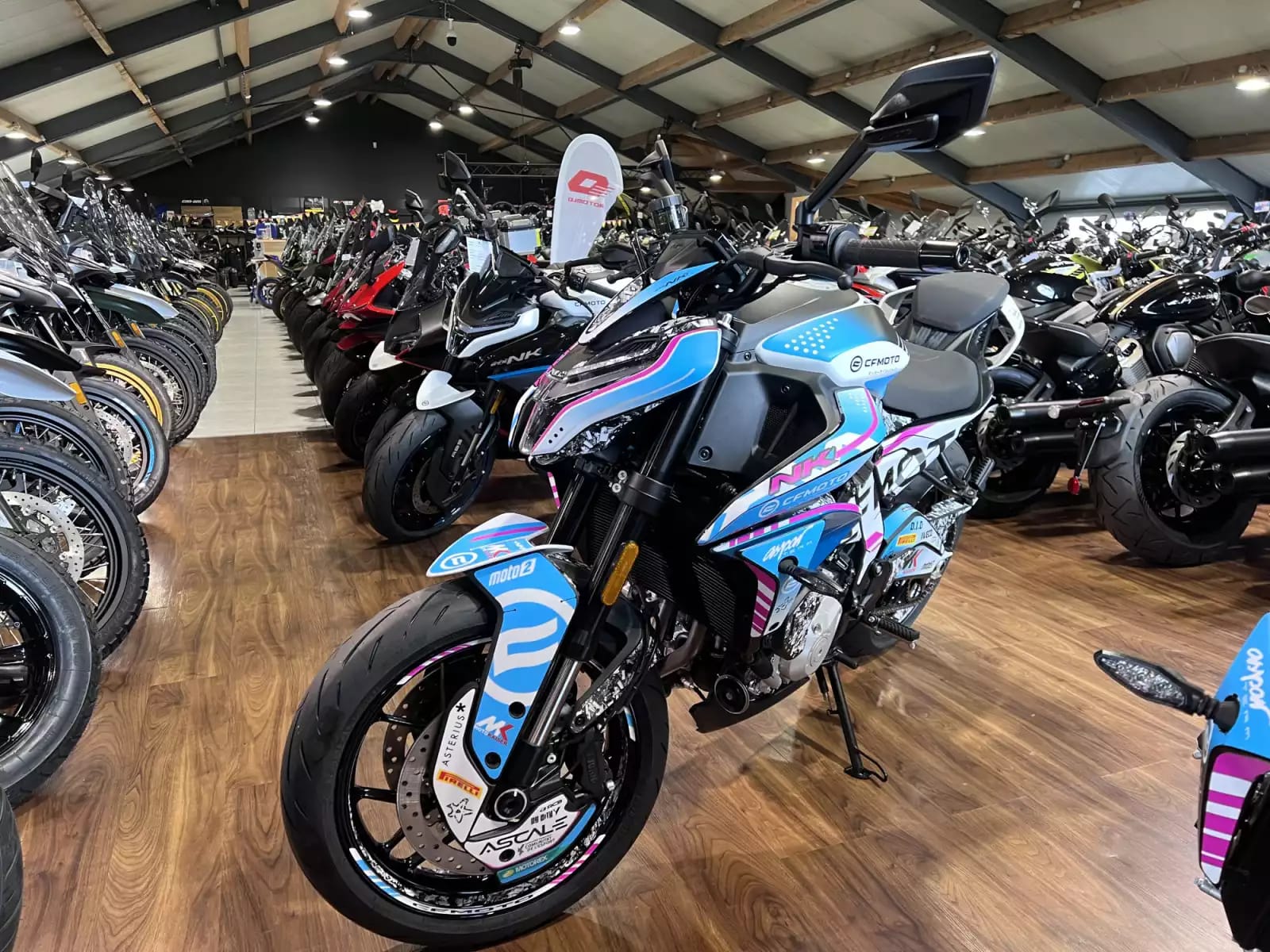 CF Moto 675 NK Réplica - Photo 1