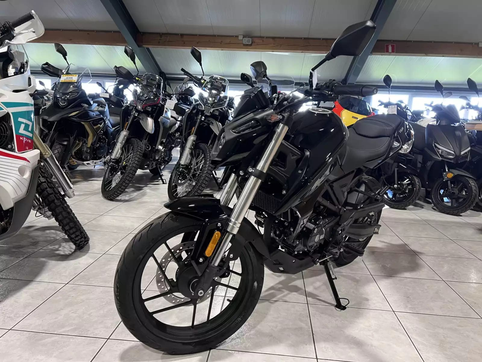Voge R125 - Photo 1