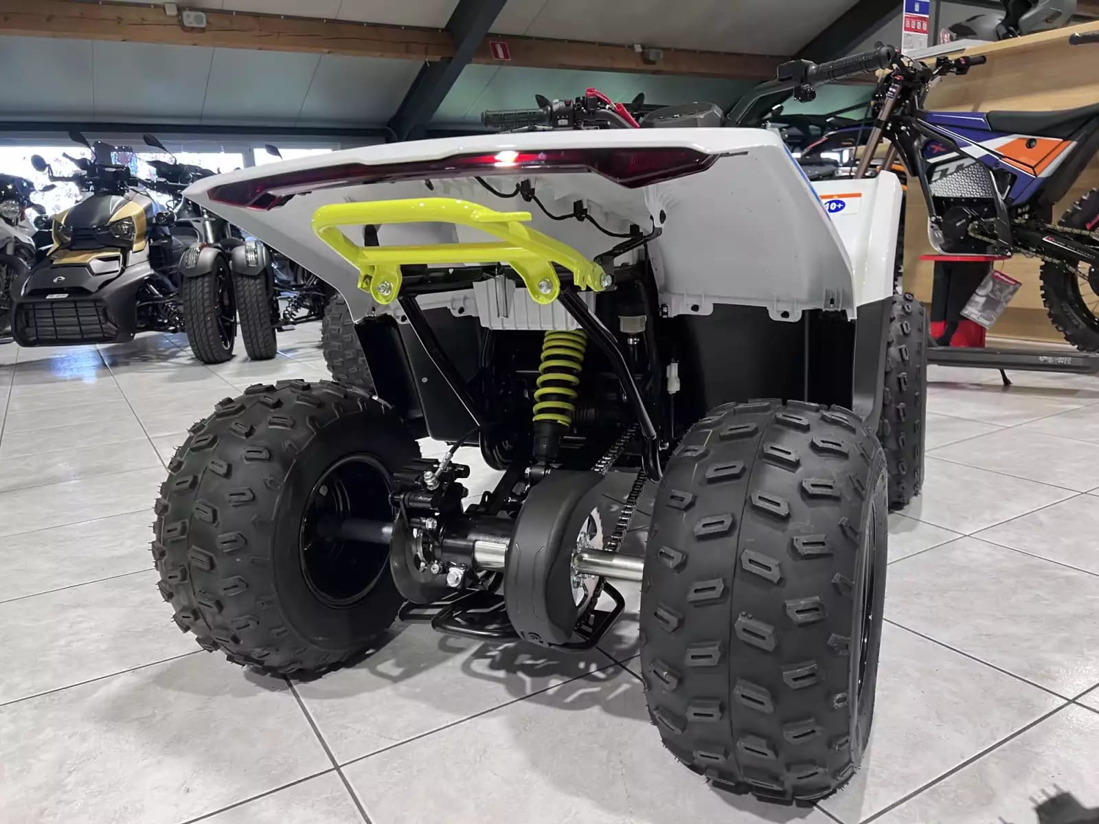 CF Moto CForce EV 110 - Photo 1