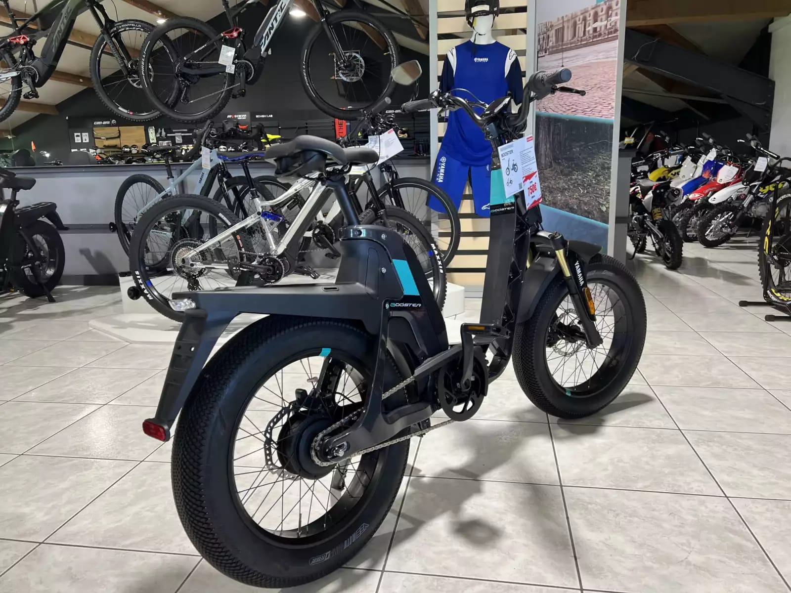 Yamaha Booster 630 WH, 36 V, 17,5 Ah 1000€ a l'achat dune moto ou Quad. - Photo 1