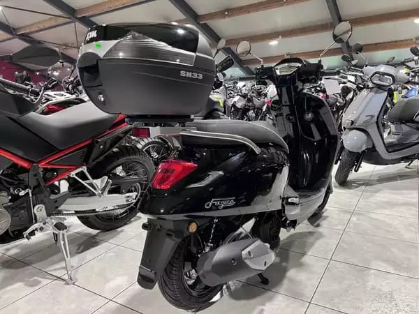 SYM Fugue 125 - Photo 3